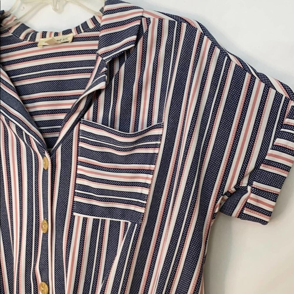 Faith & Joy Pink & Navy Front Tie Short Sleeve Top - Picture 4 of 9